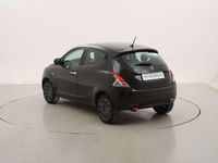 Usata Lancia Ypsilon Gold 69 CV (50 kW) 2023 Nero Utilitaria
