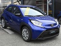 Usata Toyota Aygo X Active 72 CV (52 kW) 2025 Blu/azzurro SUV