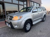 Usata Toyota HiLux SR 171 CV (125 kW) 2007 Grigio Pick-up