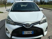 Usata Toyota Yaris Cool 69 CV (50 kW) 2015 Utilitaria