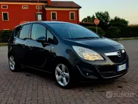 Usata Opel Meriva 101 CV (74 kW) 2011 Grigio Monovolume