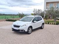 Usata Peugeot 2008 Allure 92 CV (67 kW) 2015 Bianco SUV