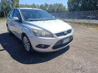 Käytetty Ford Focus Titanium 90 HP (66 kW) 2008 Harmaa Sedan