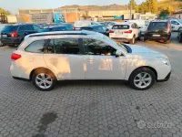 Usata Subaru Outback Trend 150 CV (110 kW) 2014 Bianco Station wagon