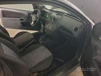 Usata Ford Fiesta 49 CV (36 kW) 2007 Grigio Utilitaria