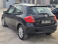 Usata Toyota Auris Sol 126 CV (92 kW) 2010 Nero Utilitaria