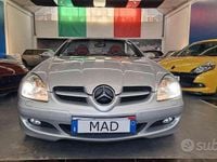 Usata Mercedes SLK350 272 CV (200 kW) 2006 Grigio Cabrio