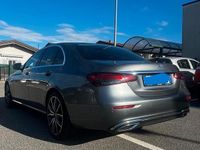 Usata Mercedes E200 163 CV (119 kW) 2024 Grigio Berlina