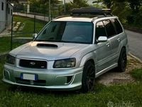 Usata Subaru Forester 177 CV (130 kW) 2003 Grigio SUV