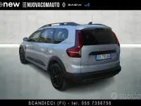 Usata Dacia Jogger Extreme 101 CV (74 kW) 2022 Argento Monovolume