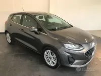 Usata Ford Fiesta Titanium 125 CV (91 kW) 2022 Grigio Utilitaria