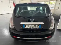 Usata Lancia Ypsilon 75 CV (55 kW) 2010 Nero Utilitaria