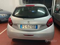 Usata Peugeot 208 Allure 82 CV (60 kW) 2016 Grigio Utilitaria