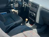 Usata VW Polo 50 CV (36 kW) 1999 Blu Utilitaria