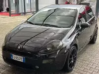 Usata Fiat Grande Punto 95 CV (69 kW) 2017 Nero Utilitaria