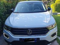 Usata VW T-Roc Advance 116 CV (85 kW) 2018 Argento SUV