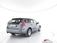 Usata Volvo V60 Kinetic 120 CV (88 kW) 2016 Grigio Station wagon