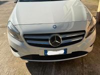 Usata Mercedes A180 Premium 109 CV (80 kW) 2014 Bianco Berlina