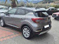 Occasion Renault Captur Techno 101 ch (74 kW) 2022 Gris SUV