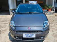 Usata Fiat Grande Punto 75 CV (55 kW) 2014 Grigio Utilitaria