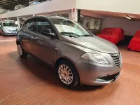 Usata Lancia Ypsilon Gold 69 CV (50 kW) 2013 Grigio Utilitaria
