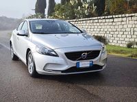 Usado Volvo V40 Momentum 115 CV (84 kW) 2014 Plateado Berlina
