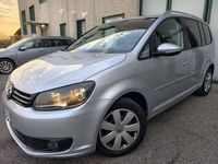 Usata VW Touran 105 CV (77 kW) 2011 Argento Monovolume