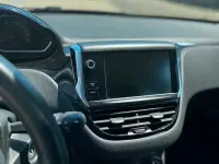 Usata Peugeot 208 Active 91 CV (66 kW) 2014 Bianco Utilitaria
