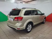 Usata Fiat Freemont Urban 140 CV (102 kW) 2011 Beige SUV