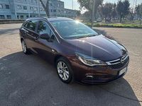 Usata Opel Astra Dynamic 110 CV (80 kW) 2018 Marrone Station wagon