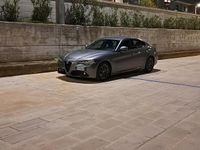 Usata Alfa Romeo Giulia 150 CV (110 kW) 2017 Grigio Berlina