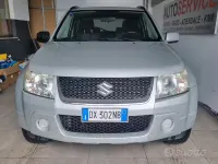 Usata Suzuki Grand Vitara 106 CV (77 kW) 2009 Grigio SUV