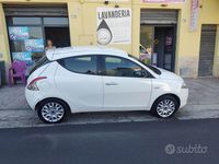 Usata Lancia Ypsilon 95 CV (69 kW) 2013 Bianco Utilitaria