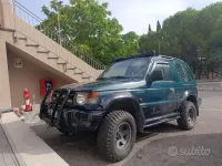 Usata Mitsubishi Pajero Top 100 CV (73 kW) 1999 SUV