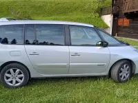 Usata Renault Grand Espace 175 CV (128 kW) 2012 Grigio Monovolume