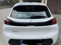 Usata Peugeot e-208 100 kW (136 CV) 2023 Utilitaria