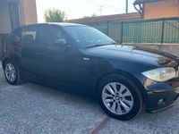 Usata BMW 120 163 CV (119 kW) 2006 Nero Utilitaria