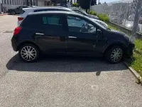 Usata Renault Clio II 75 CV (55 kW) 2007 Nero Berlina