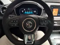 Usata MG HS Luxury 162 CV (119 kW) 2023 Dover white SUV