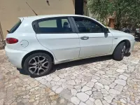 Usata Alfa Romeo 147 120 CV (88 kW) 2009 Bianco Utilitaria