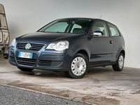 Usata VW Polo Comfortline 75 CV (55 kW) 2005 Grigio Berlina