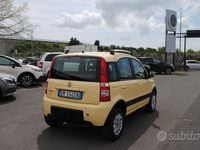 Second-hand Fiat Panda 4x4 Climbing 69 CP (50 kW) 2012 Galben Hatchback