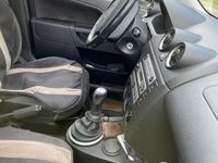 Usata Ford Fiesta Ghia 44 CV (32 kW) 2004 Grigio Utilitaria