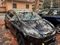 Usata Ford Fiesta 82 CV (60 kW) 2010 Nero Berlina