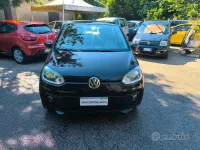 Usata VW up! 75 CV (55 kW) 2016 Bluazzurro Utilitaria