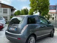 Usata Lancia Ypsilon 60 CV (44 kW) 2010 Grigio Utilitaria