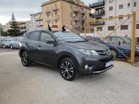 Usata Toyota RAV4 Lounge 124 CV (91 kW) 2014 Grigio SUV