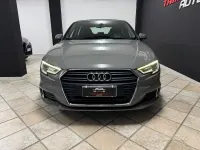 Usata Audi A3 Admired 116 CV (85 kW) 2019 Grigio Berlina