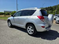 Usata Toyota RAV4 Luxury 136 CV (100 kW) 2007 Grigio SUV