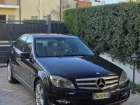 Usata Mercedes C220 Avantgarde 170 CV (125 kW) 2009 Nero Berlina